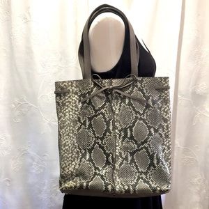 Banana republic leather tote bag purse snake skin gray